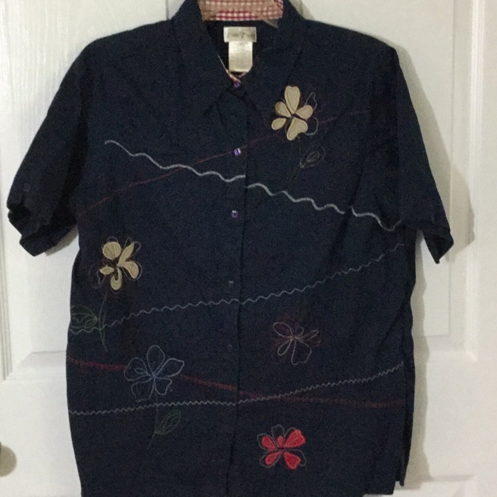 Bobby Brooks blue shirt